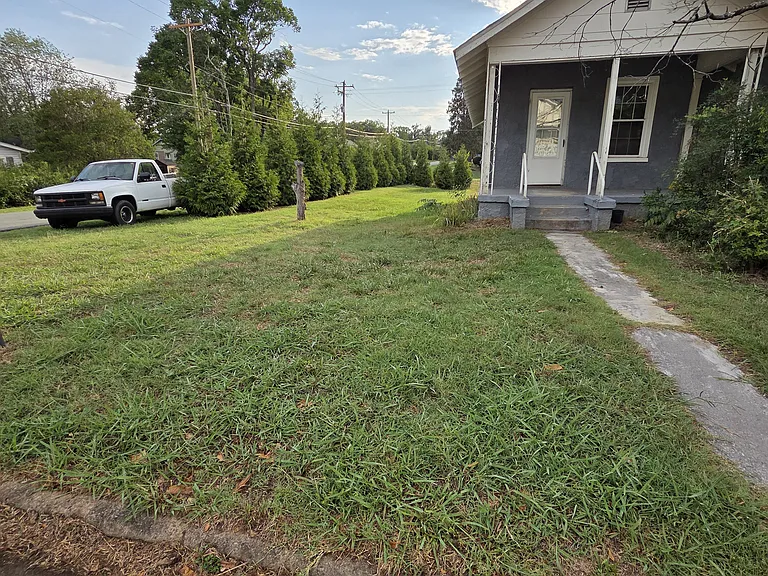 2501 Hubbard St — Photo 12