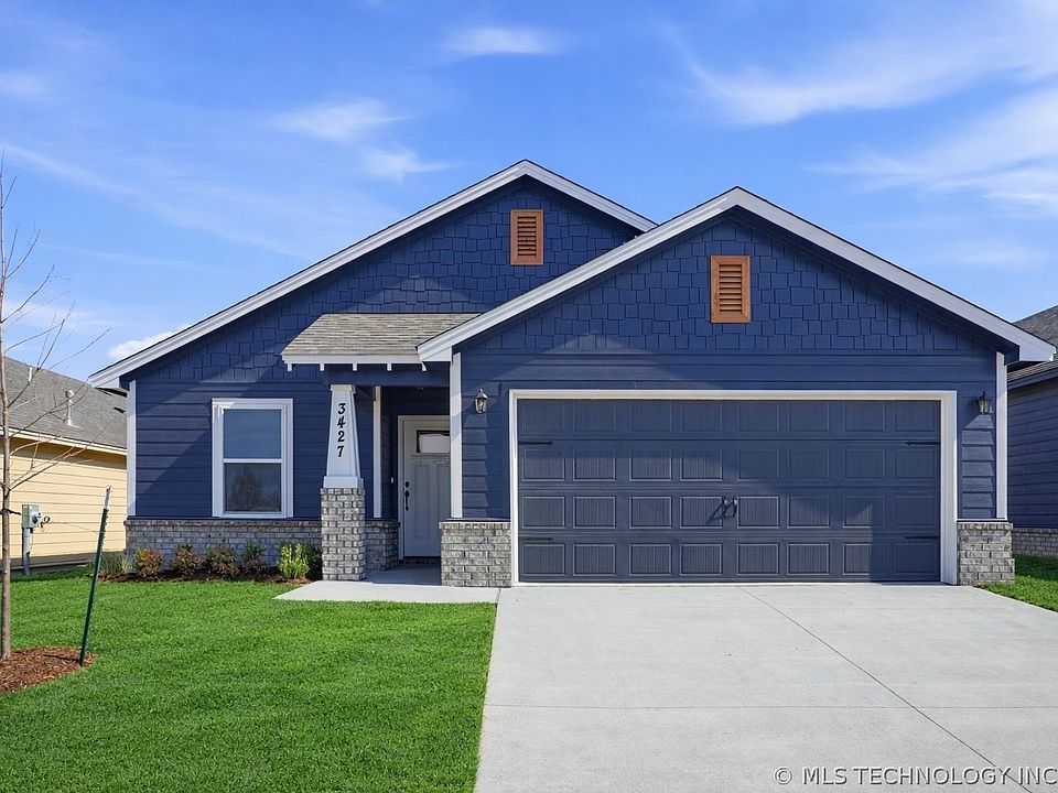 1st image of 3427 N Gum Pl