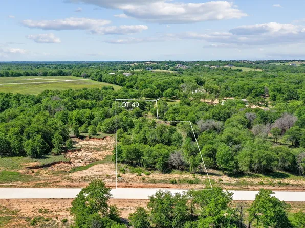 8009 Oak Grove Ct, Poolville, TX 76487