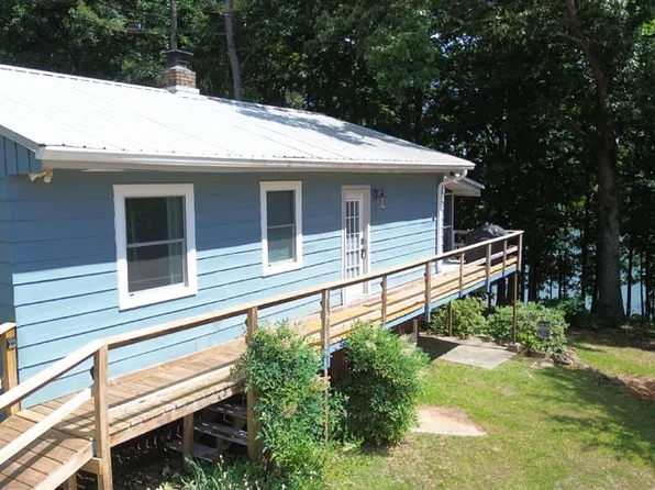 534 Gambrell Rd, Townville, SC 29689