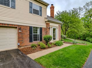 128 Bent Creek Ct, Palatine, IL 60067