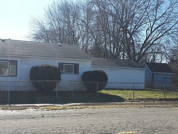 5th image of 32314 Kalamazoo St