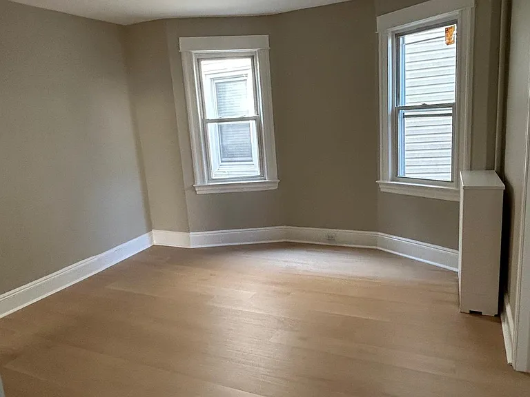 48 Linden Ave #1 — Photo 3