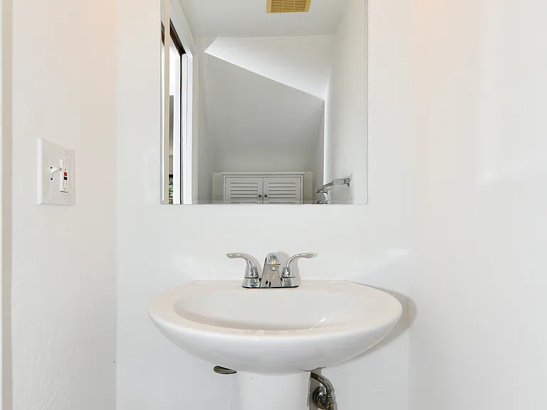 3636 Shelter Creek Dr — Photo 13
