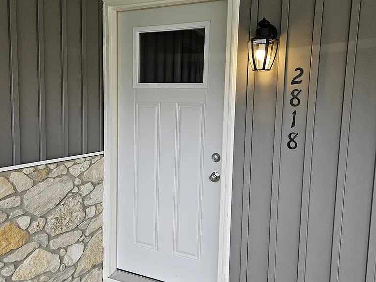2818 S Rotherwood Ave — Photo 3