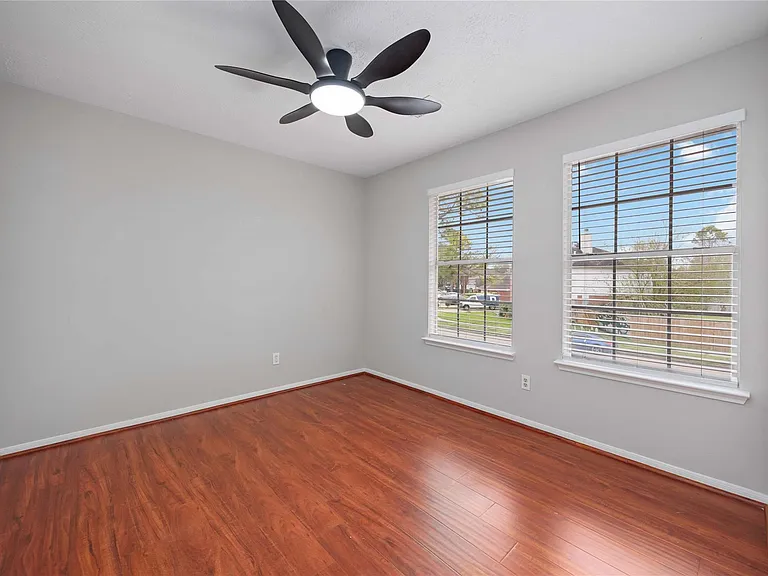 16710 Cheshire Place Dr — Photo 21