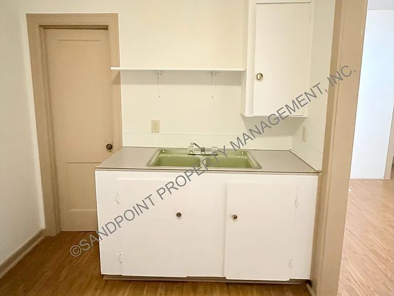 7215 Main St #3 — Photo 6