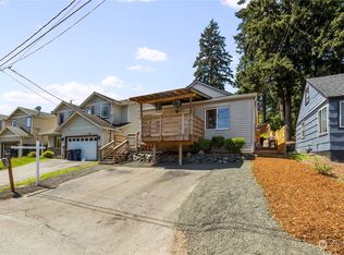 1633 Bayview Dr W, Bremerton, WA