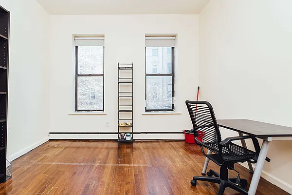 Rented by Nooklyn NYC LLC | media 34