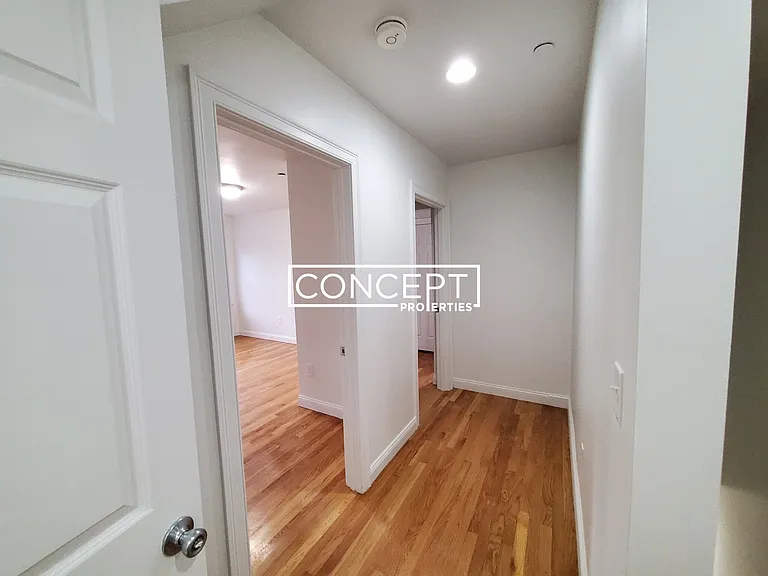57 Circuit St #B — Photo 18
