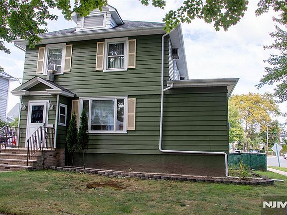 2nd image of 883 Ray Avenue
