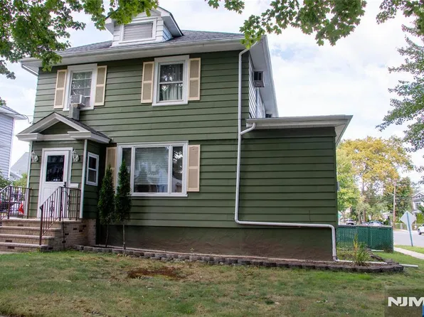883 Ray Avenue, Ridgefield, NJ 07657