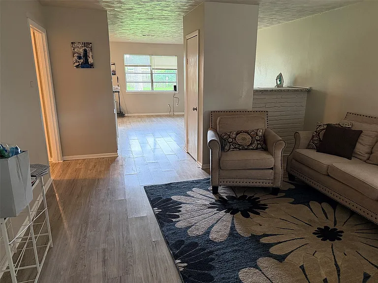 7626 Rhobell St — Photo 3