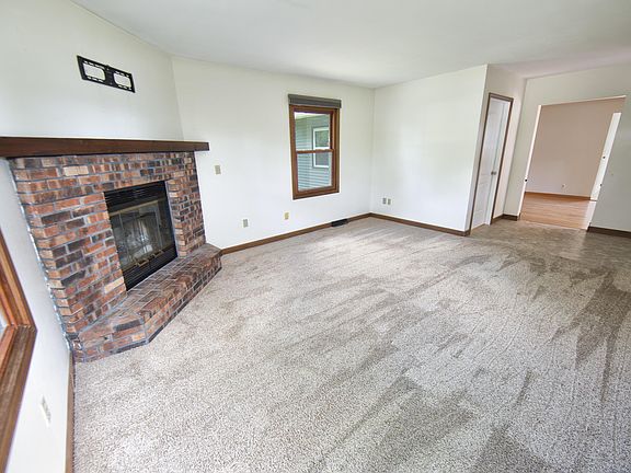 3rd image of N51W14238 Lancaster Ave