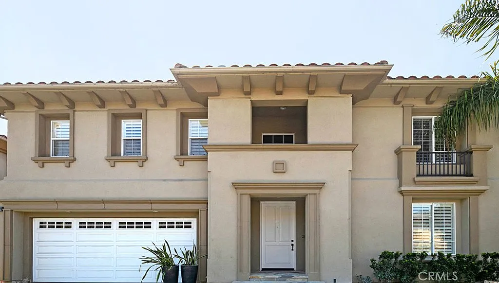 4 bed, 4.5 bath, 4224 sqft, $12,500 — Photo 4