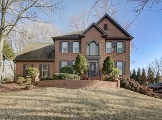 185 Brighton Cir, Alpharetta, GA 30004