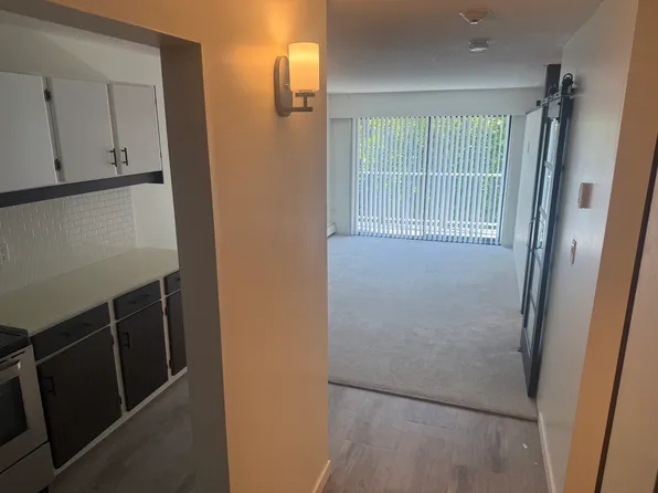 Casa Del Mar Apartments