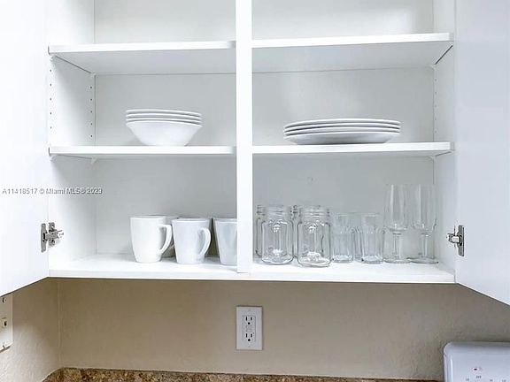 4th image of 1550 NE 33rd Ave Unit 201-8