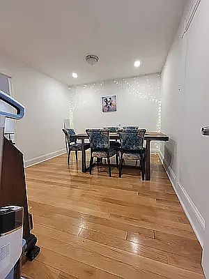 2nd image of 746 Lincoln Pl #1L