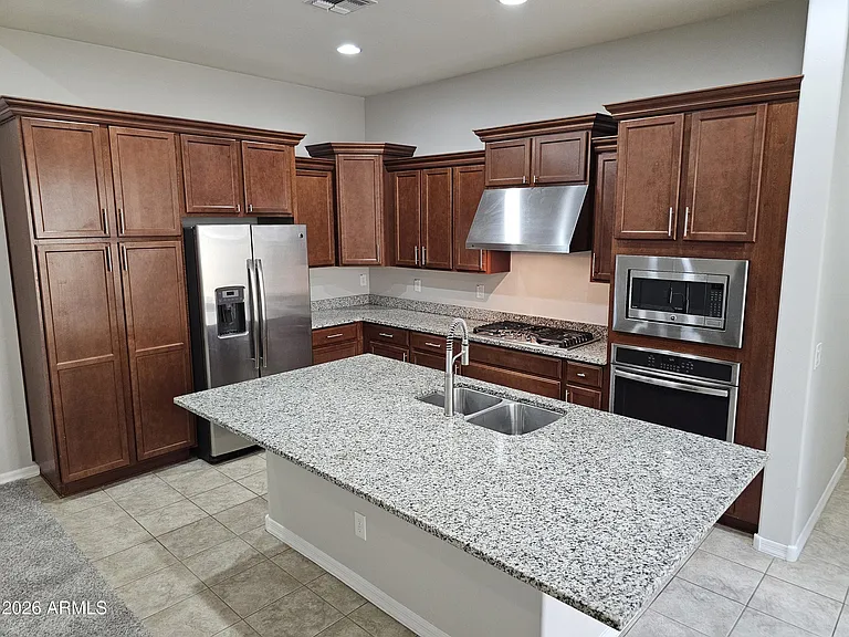 2253 S Wallrade Ln — Photo 1