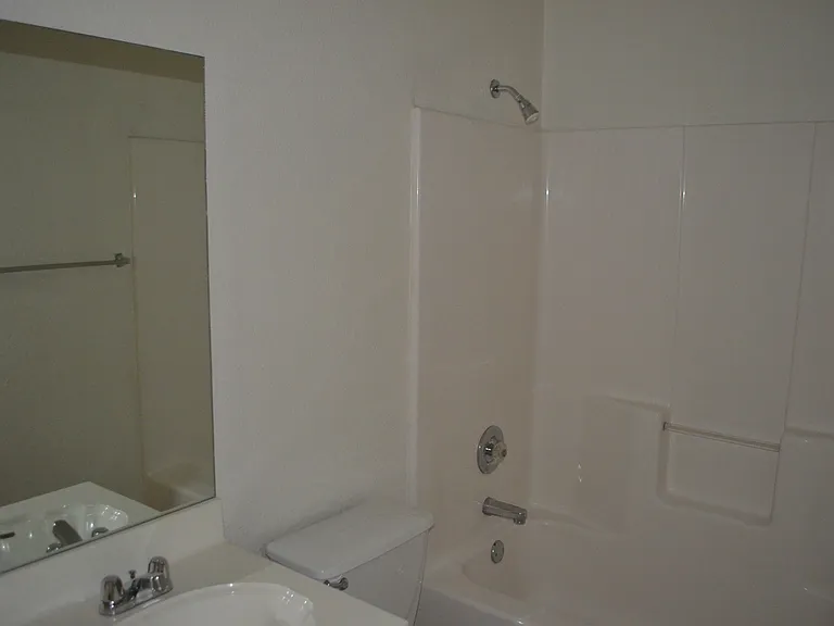 2204 Wildewood Dr — Photo 28
