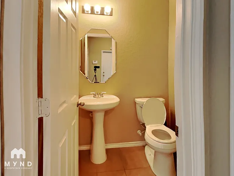 4606 Todds Farm — Photo 21