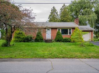 3 Westfield Rd, Cape Elizabeth, ME 04107