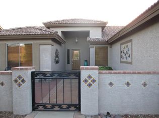 1874 E Desert Lark Pass, Green Valley, AZ 85614