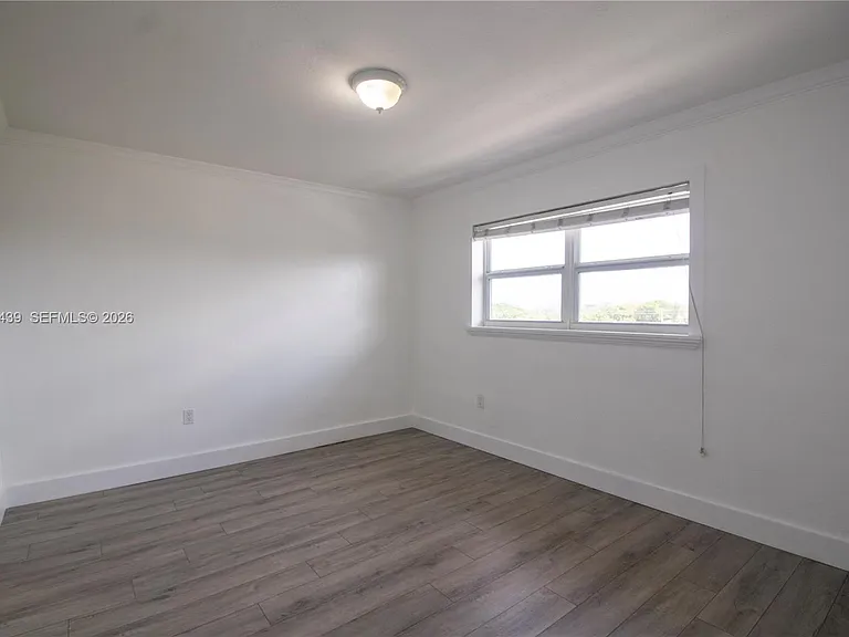 4758 W Flagler St #14 — Photo 6