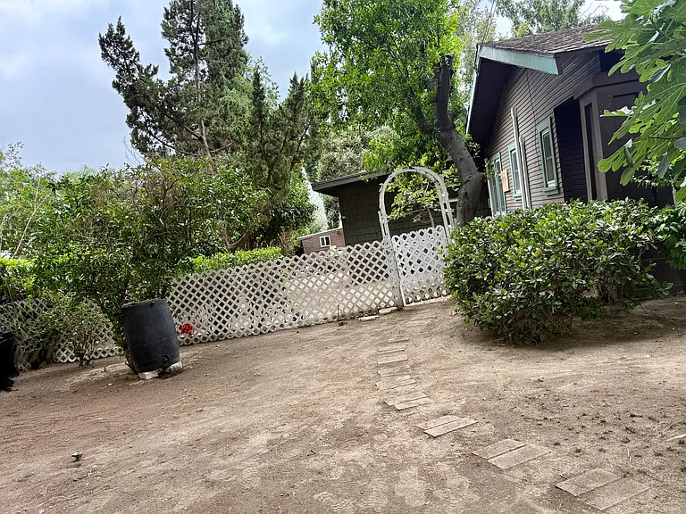 7945 Caldwell Ave #B — Photo 6