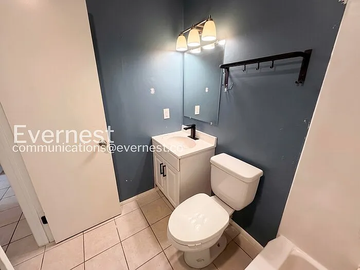 204 W William Cannon Dr #B — Photo 11