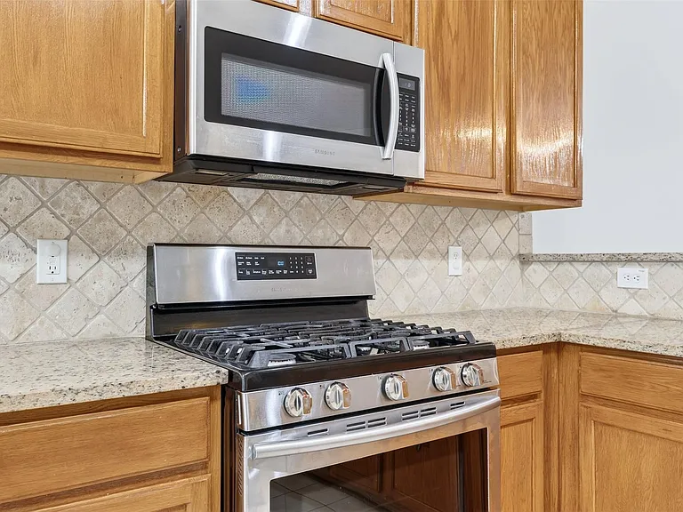 11630 Forest Wind Ln — Photo 18