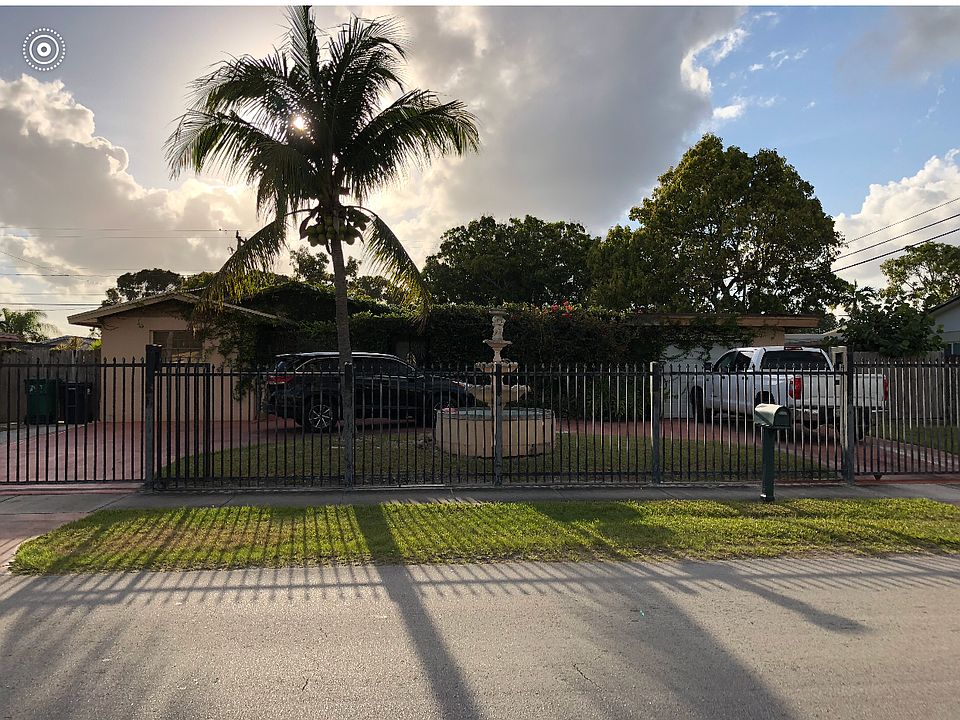 2nd image of 17620 SW 108th Ct