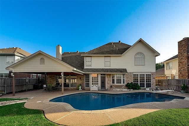 1st image of 118 Starbridge Ln