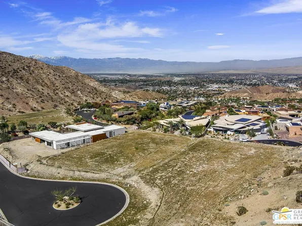 44 Rim Crest Rd, Rancho Mirage, CA 92270