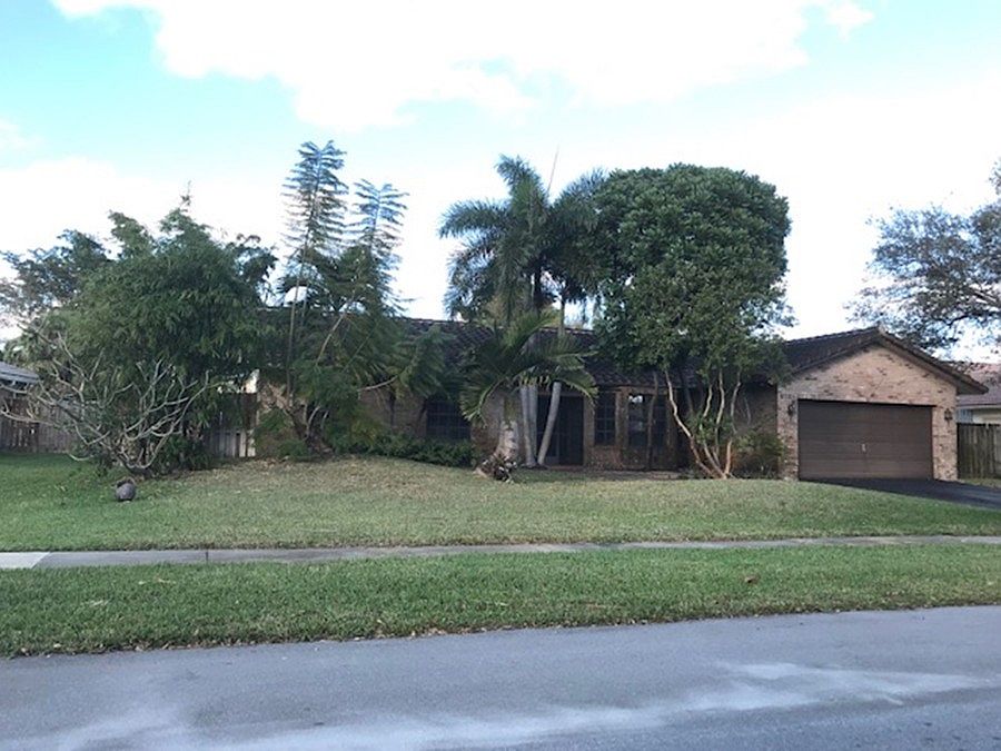 1st image of 9101 NW 11th Ct