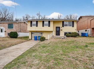 9157 Victory Ave, Saint Louis, MO 63136