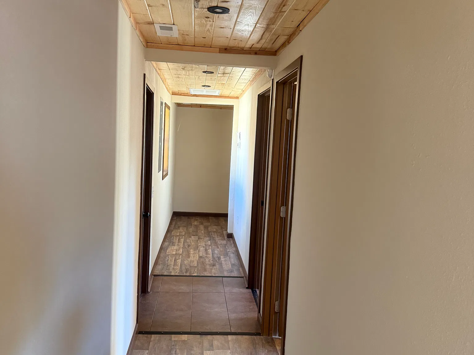 2 bed, 650 sqft, $1,500 — Photo 3