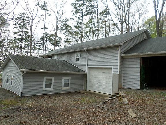2nd image of 25 Maplewood Ln