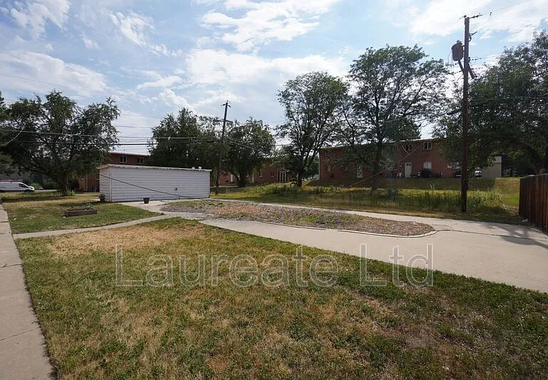 679 Miller Ct — Photo 12