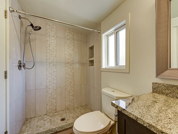 Bathroom 2015.5 S High