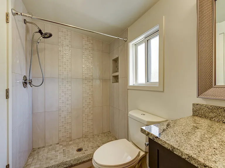 Bathroom 2015.5 S High