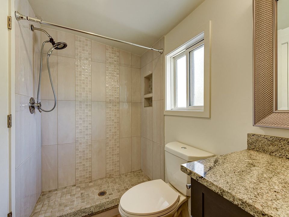 Bathroom 2015.5 S High