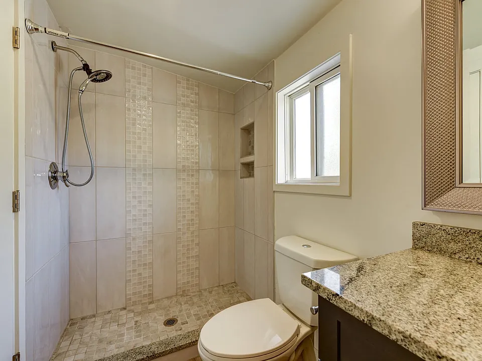 Bathroom 2015.5 S High