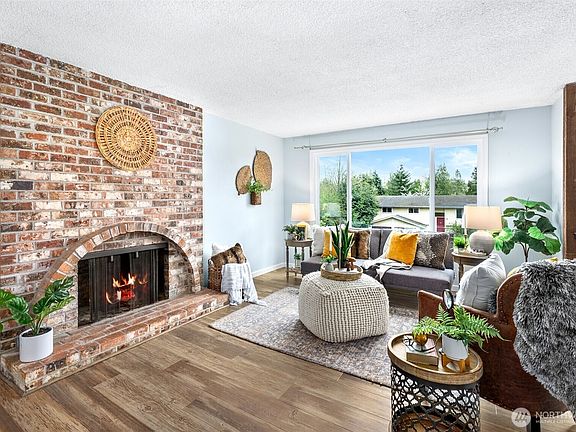 2nd image of 20214 12th Drive SE