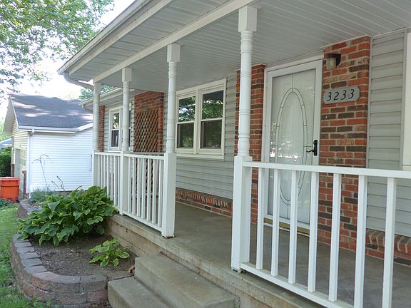 3rd image of 3233 S Ferguson Ave