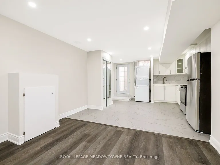 1603 Hume Way #BASEMENT — Photo 21