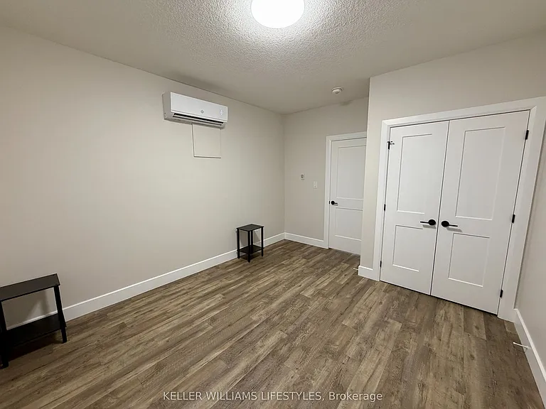 537 Talbot St #6 — Photo 18