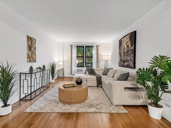 330 E 70th St APT 4E, New York, NY 10021