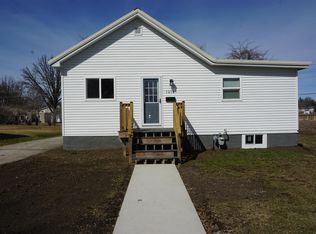 1215 3rd Ave, Ackley, IA 50601